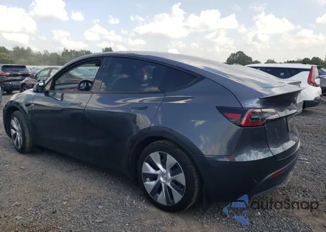 2023 Tesla Model Y z USA, uszkodzony, nr VIN 7SAYGDEE8PF880700